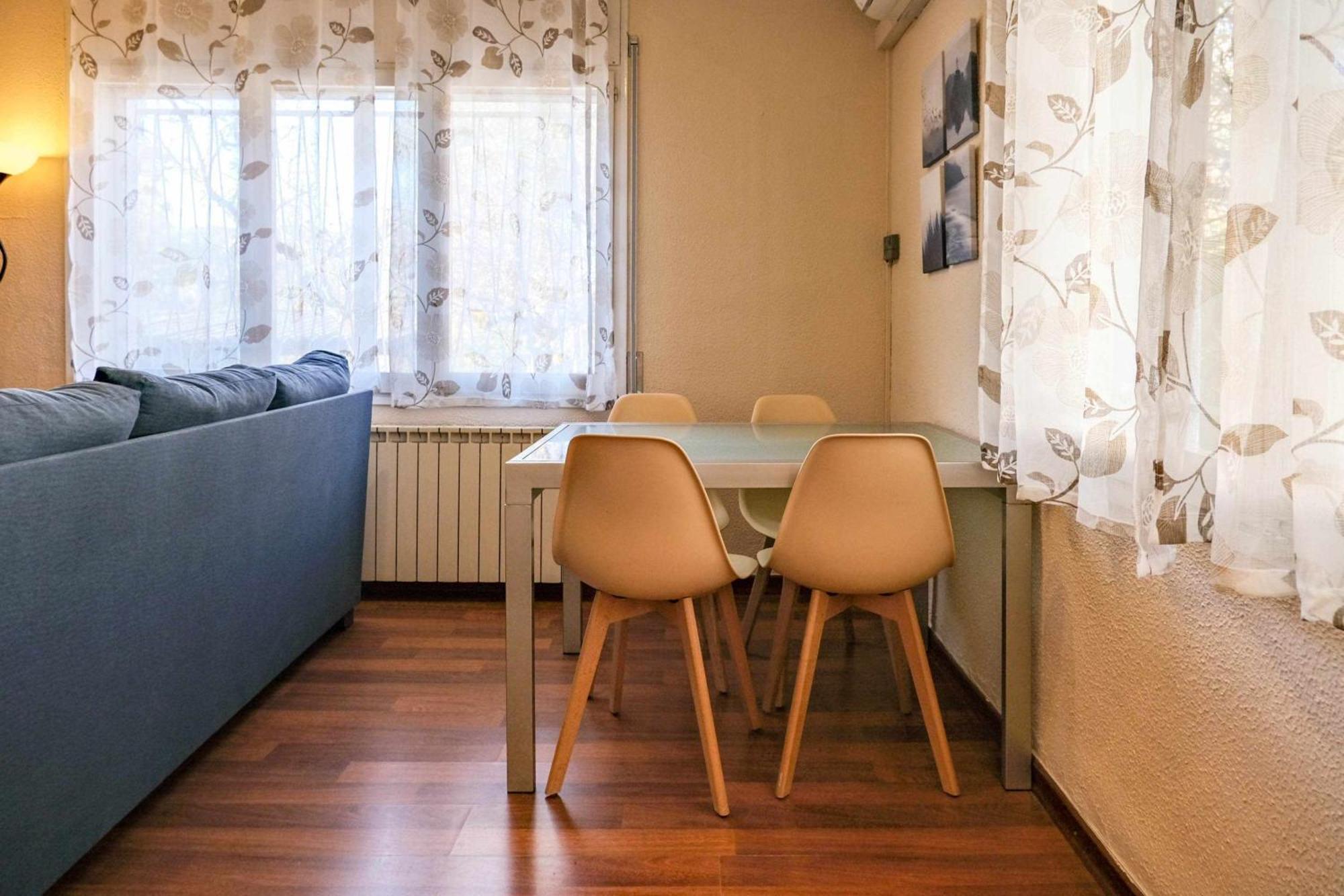 Can Camps Besalu Casa Planta Baja Con Jardin Zewnętrze zdjęcie